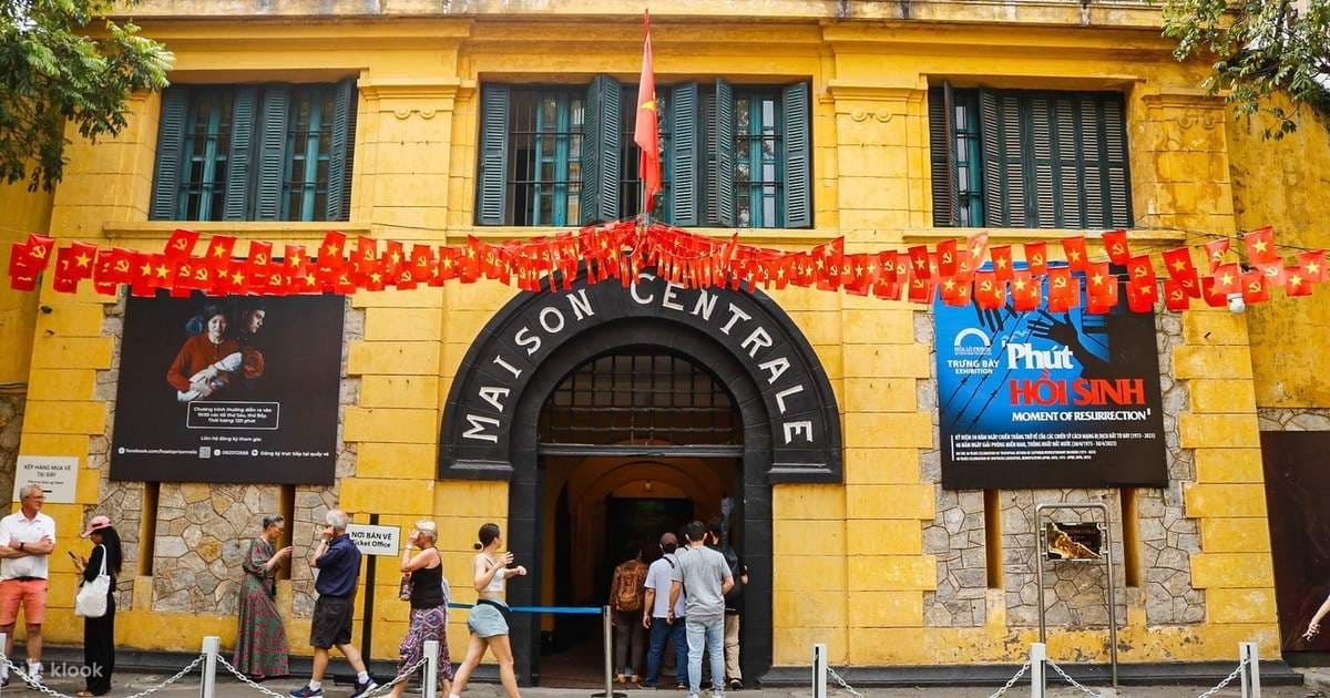 Hoa Lo Prison: Guide to Hanoi’s historic Hanoi Hilton and practical visitor information