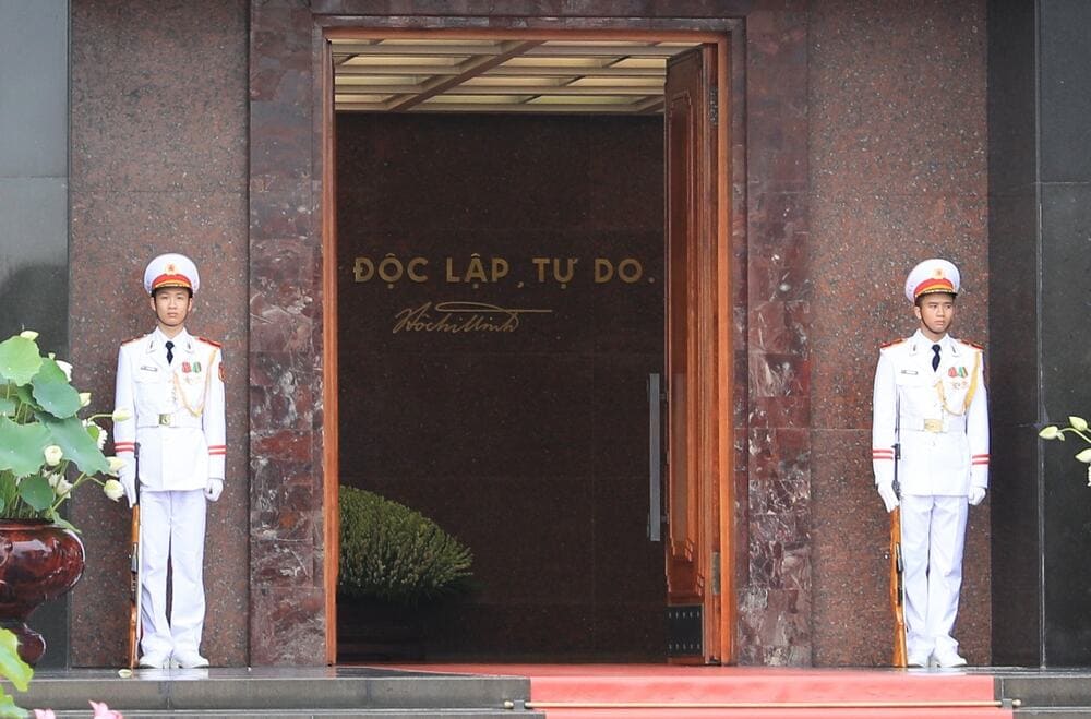 Morning only visits - plan early to avoid missing the last entry