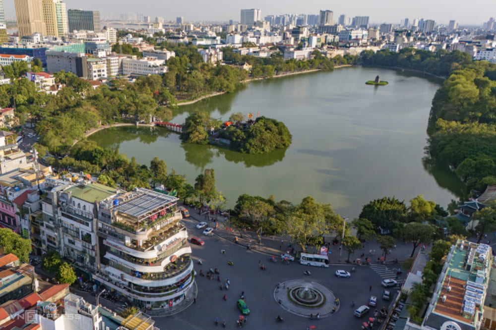 Hoan Kiem Lake