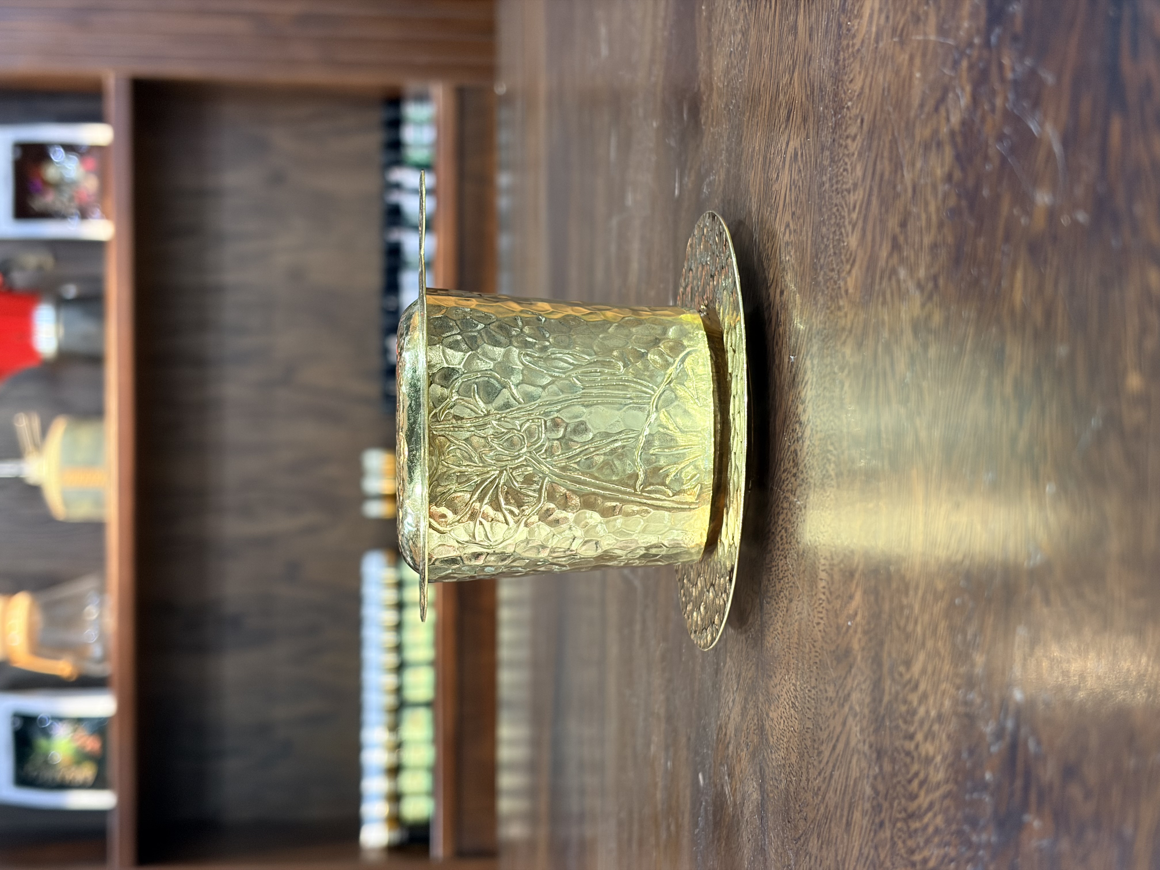 Bronze Phin - Lotus Pattern 