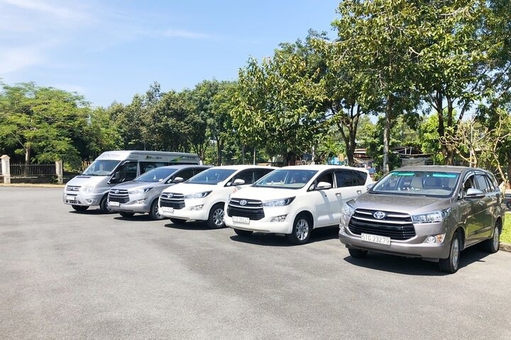 Airport to Old Quarter Transfer